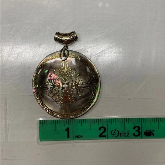 Shell pendant - Picture 6 of 6